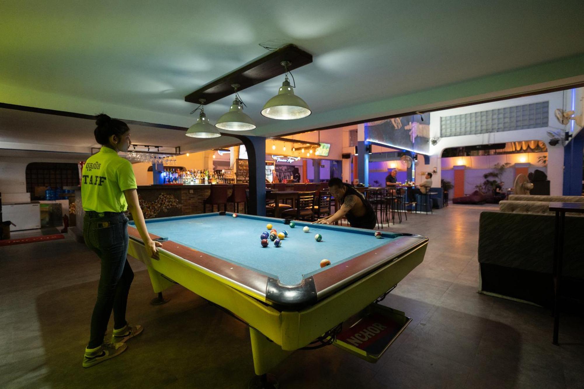 The Eighty8 Hostel Phnom Penh Exterior photo
